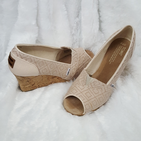 Tom's Women's Slip On Wedge - Picture 1 of 4